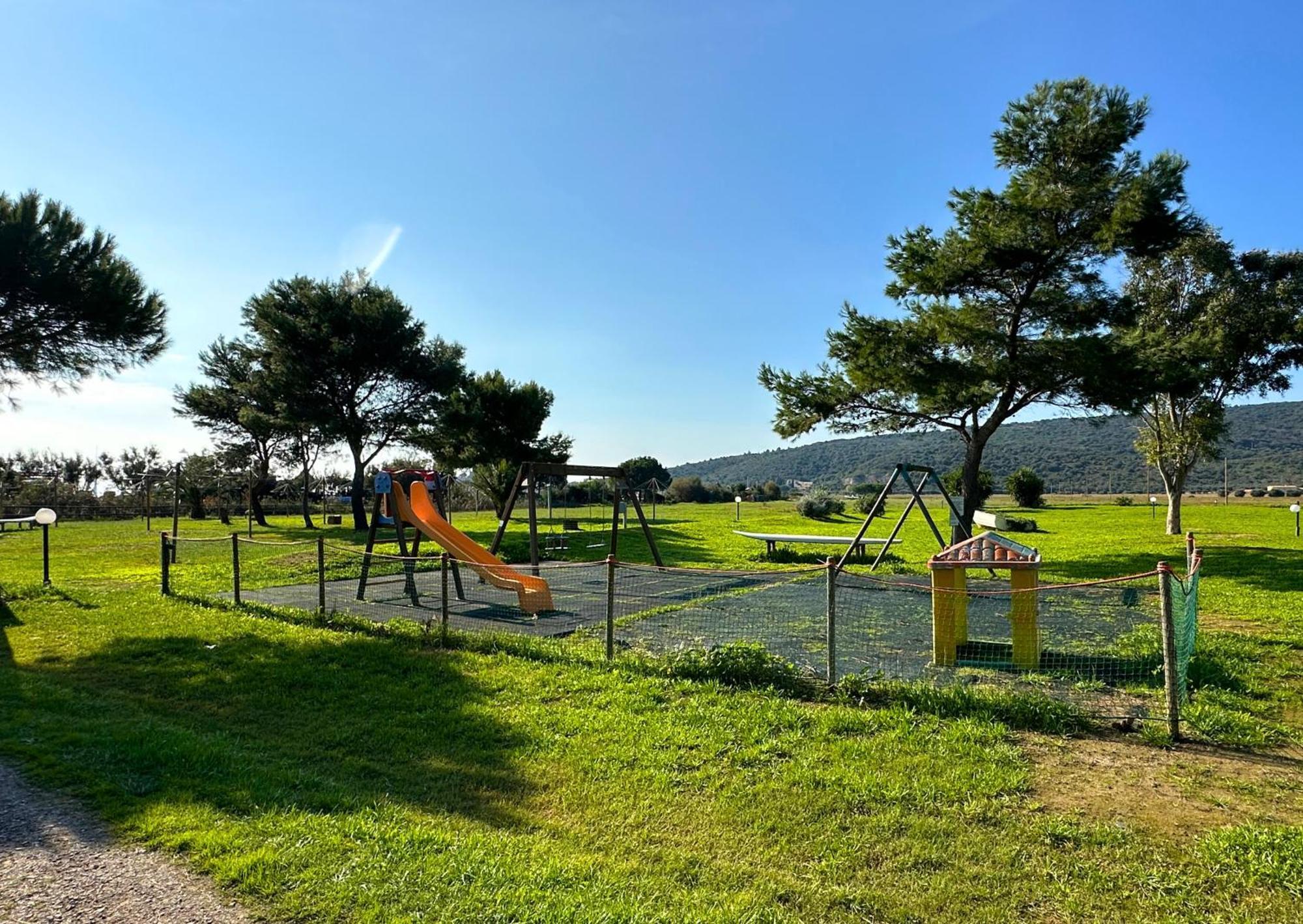 Residence Talamone Il Poderino Екстер'єр фото