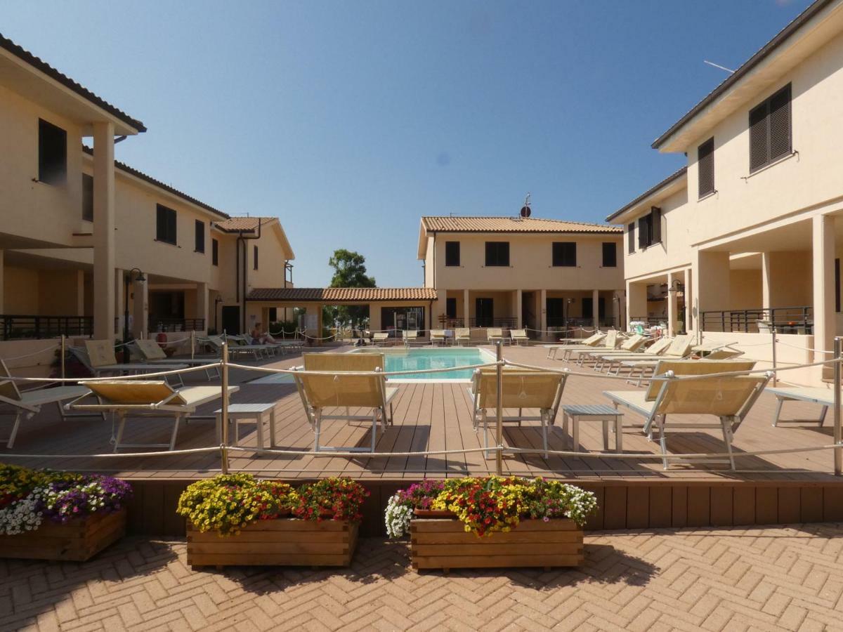 Residence Talamone Il Poderino Екстер'єр фото